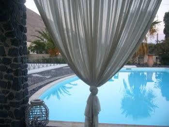 Villa Anemomilos Santorini Island Екстериор снимка
